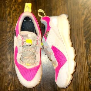 North face hiking sneakers